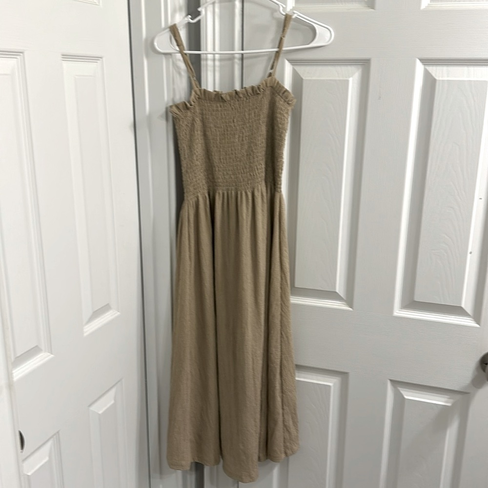 brown below the knees dress
